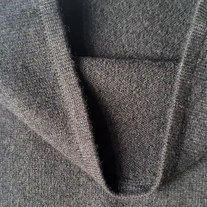 Nahaufnahme Kaschmir Fasern schwarz Schal