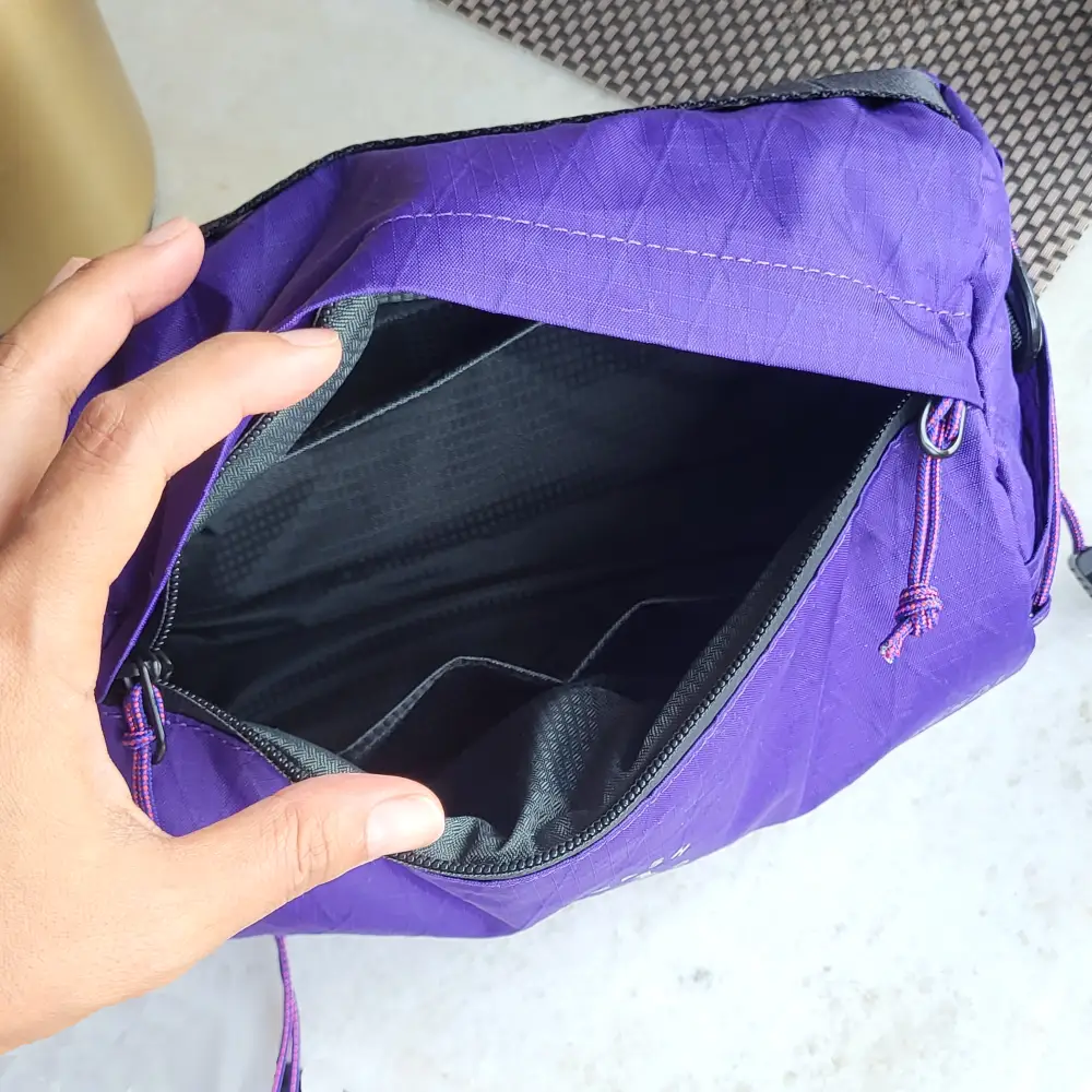 Innenansicht Rolle wasserdichte Lenkertasche lila für Damen