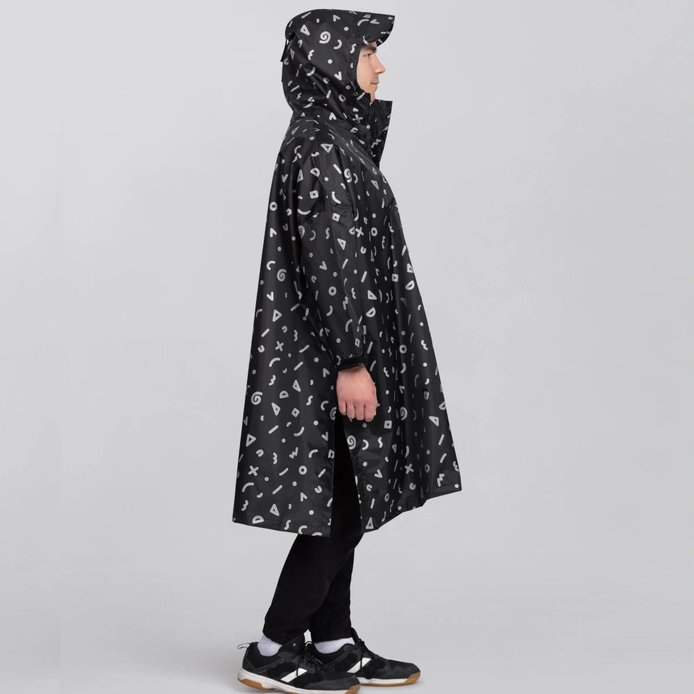 Reflektierender Regenponcho im Leo-Look