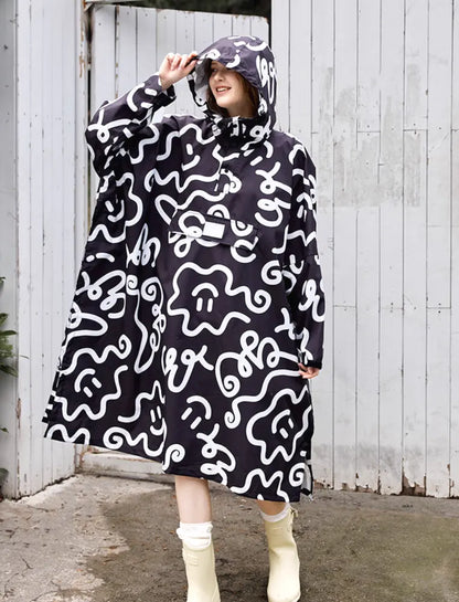 Damen Regenponcho mit Ärmeln schwarz weiss